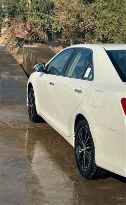 تۆیۆتا کامری